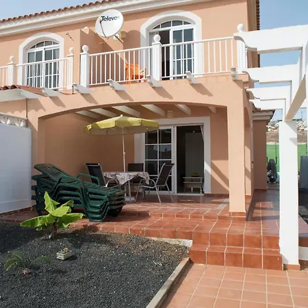 Holiday home Modernes Mit Terrasse Und Balkon *